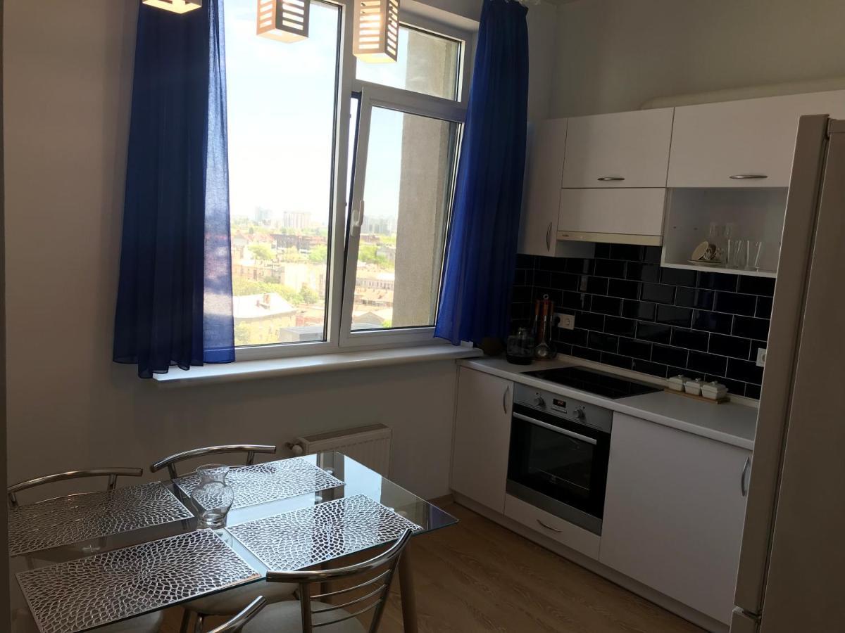 Smart Apartment With Sea View Odesa Exterior photo